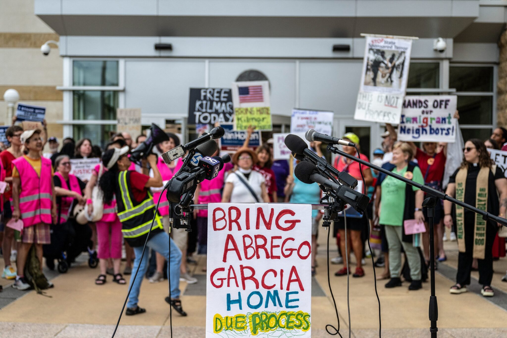 “Government Betrayal: Protecting American Rights Under Attack”