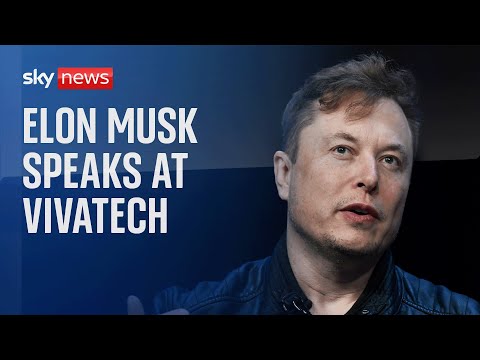 Elon Musk gives a speech at VivaTech