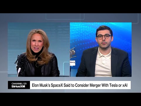 Elon Musk’s SpaceX Said to Consider Merger With Tesla or xAI
